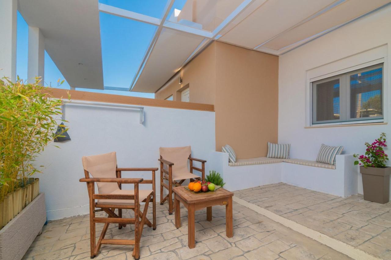לגאנאס Suncourt Lux Rooms מראה חיצוני תמונה
