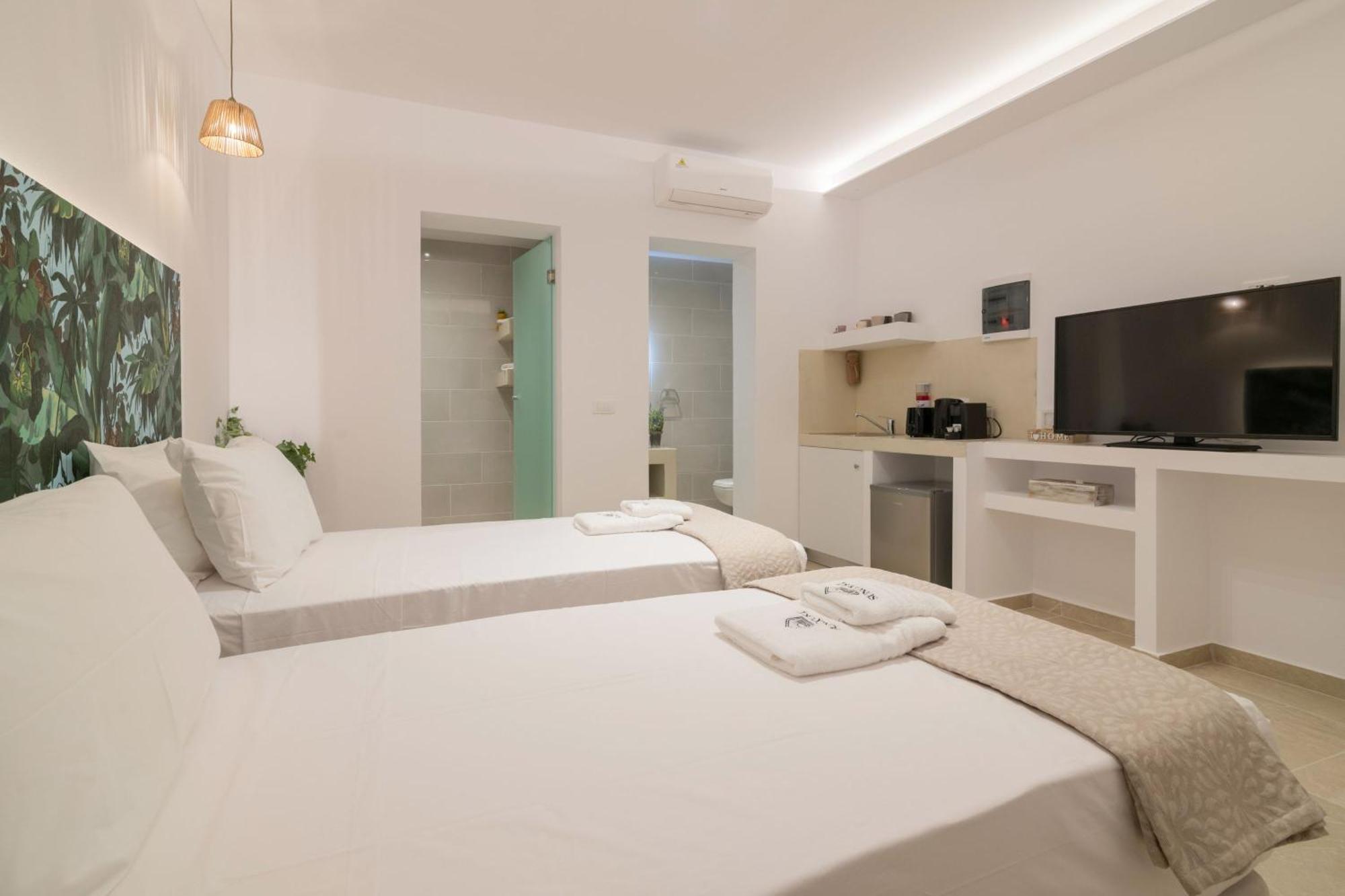 לגאנאס Suncourt Lux Rooms חדר תמונה